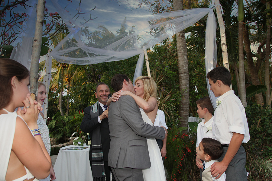 Hirschorn Sundy House Wedding — wedding photo 13 by Lloyd's Studio