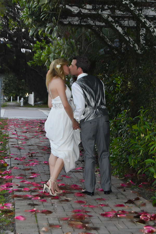 Hirschorn Sundy House Wedding — wedding photo 4 by Lloyd's Studio