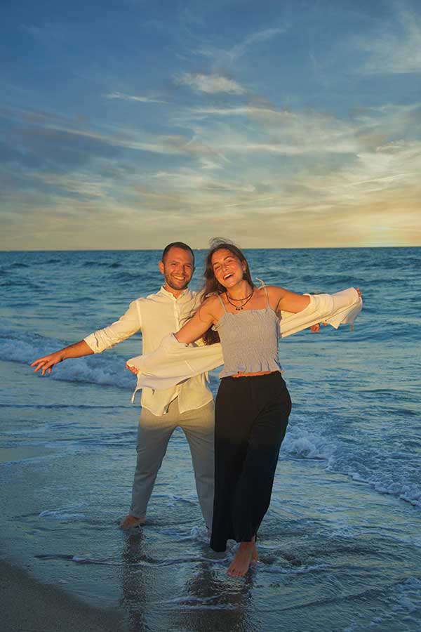 Beach Elopement — wedding photo 3 by Lloyd's Studio