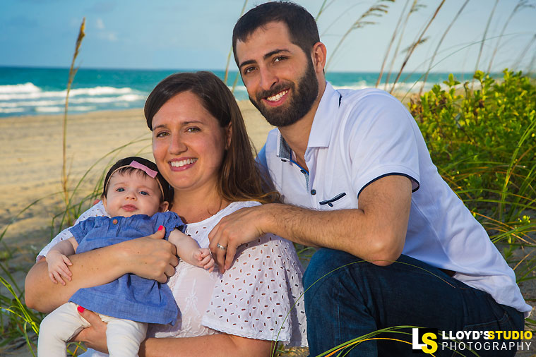 Beach Portraits by Lloyd's Studio